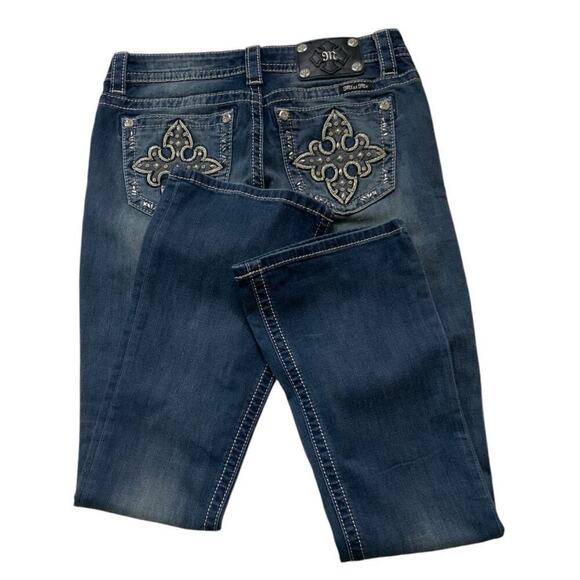 Miss Me Signature Jeans Women Size 28 Bootcut Pockets Rhinestones Whiskers Denim - Picture 4 of 12